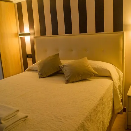 Alojamientos Rooms Catamaran Guest house *