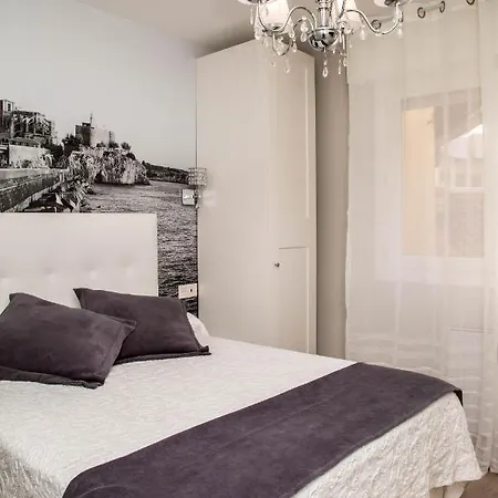 Guest house Alojamientos Rooms Catamaran Castro Urdiales