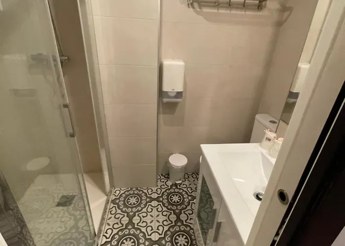 Гостевой дом Catamaran Кастро-Урдиалес